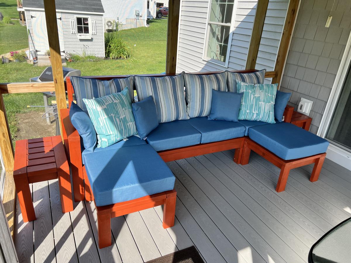 Outdoor Sofa and Table Set Ana White